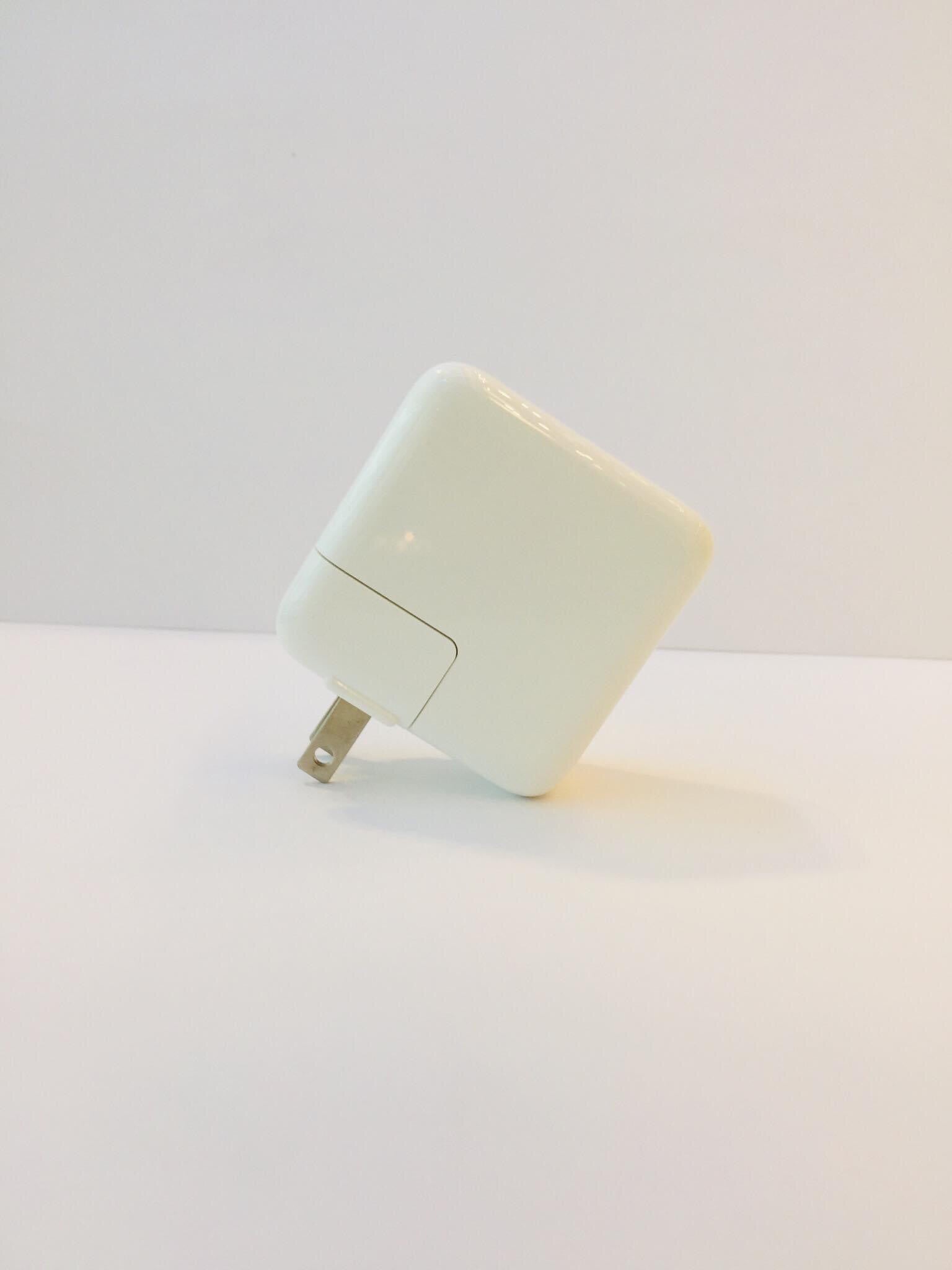 i1108 Apple Original USB-C Power Adaptor (used)