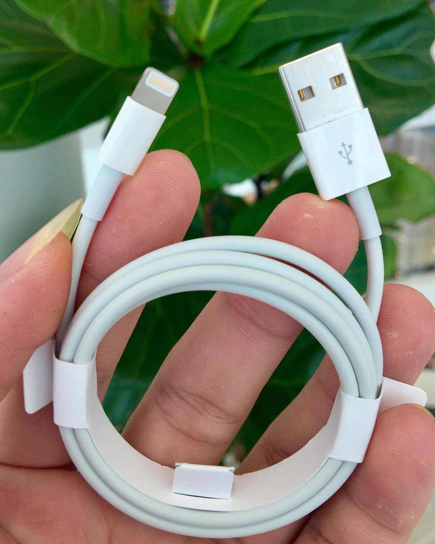 i386 Apple Original Lightning to USB Cable (used) Original In box