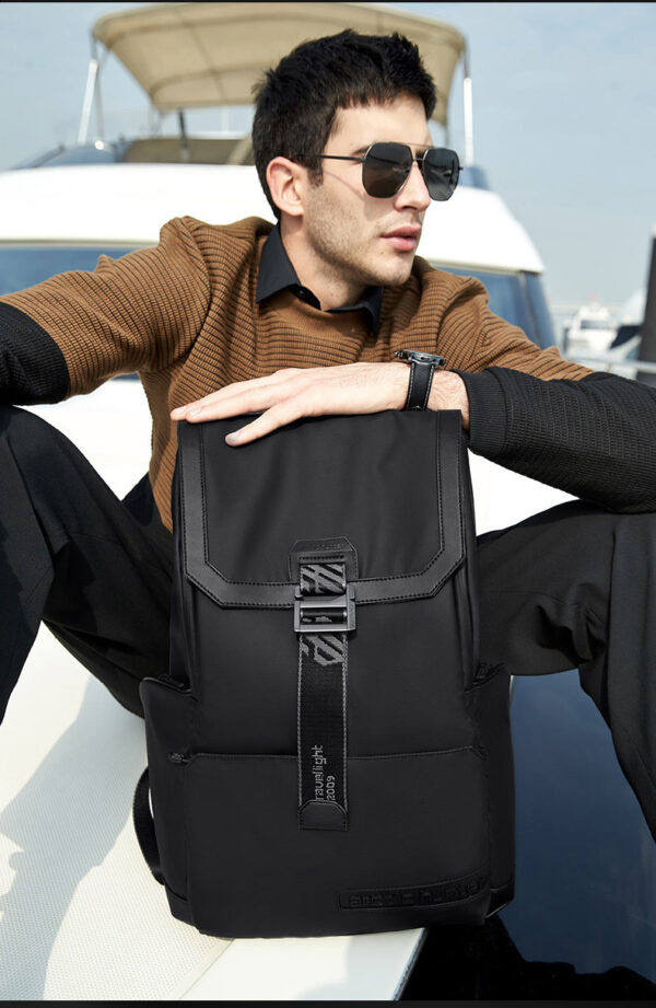 1_04.jpg i1173 Arctic Hunter Computer bag