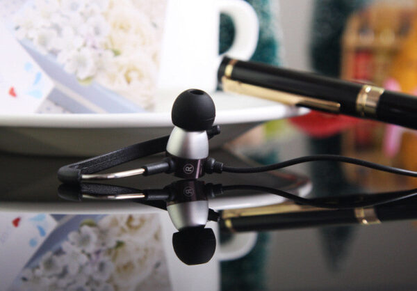 I780 HUAST / HUASTAY Sports Headphones