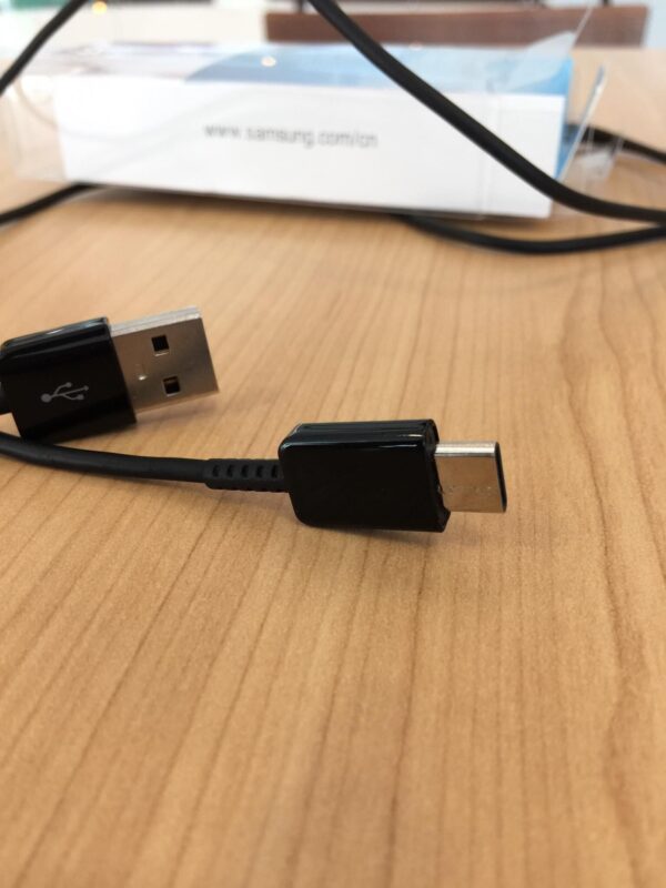 image_d6a463c3-a85c-47de-b193-0dcdd326cab5.jpg i798 Samsung Original Type-C USB Cable